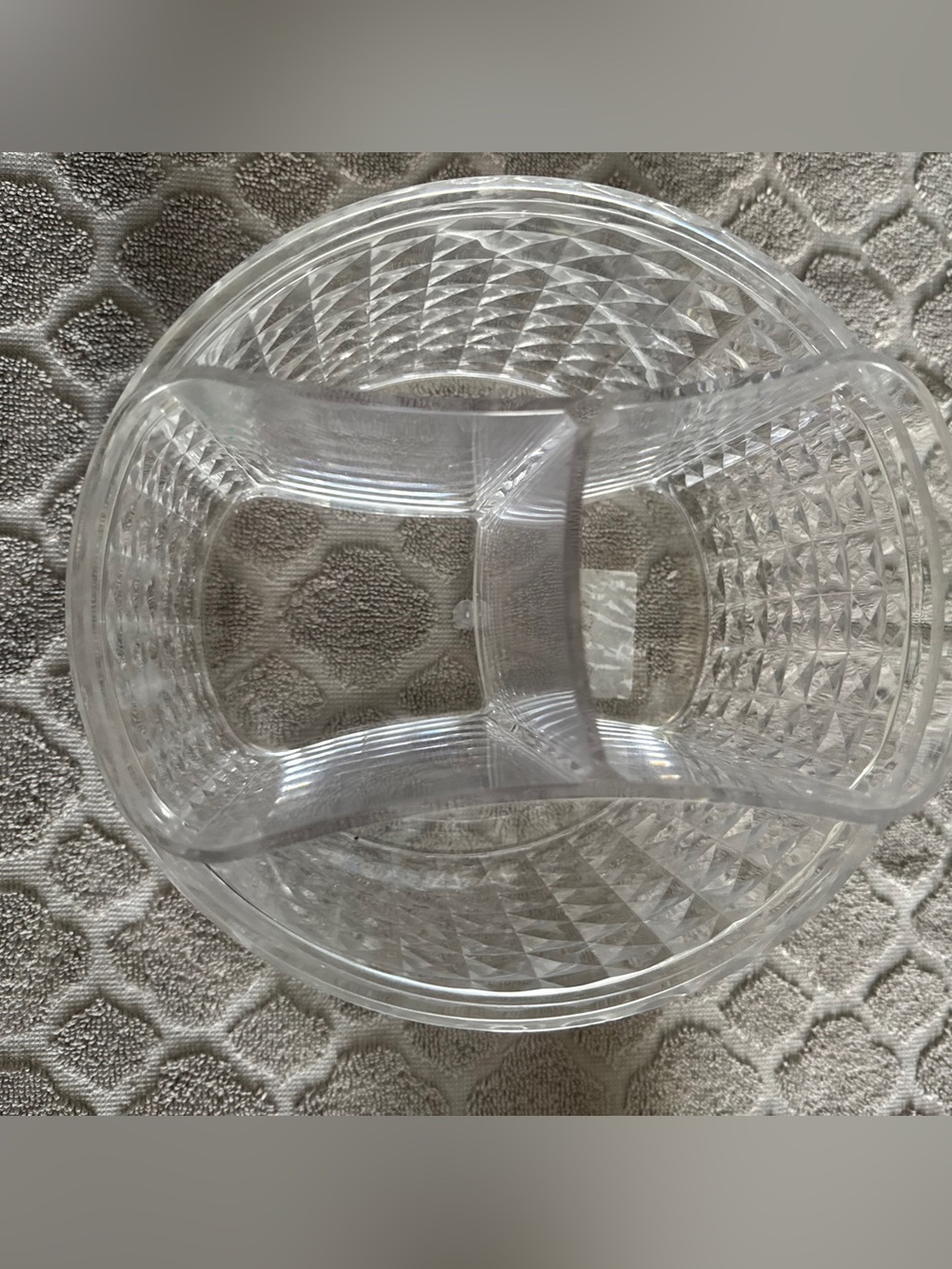 Clear Acrylic Divided makeup brush - Transparent